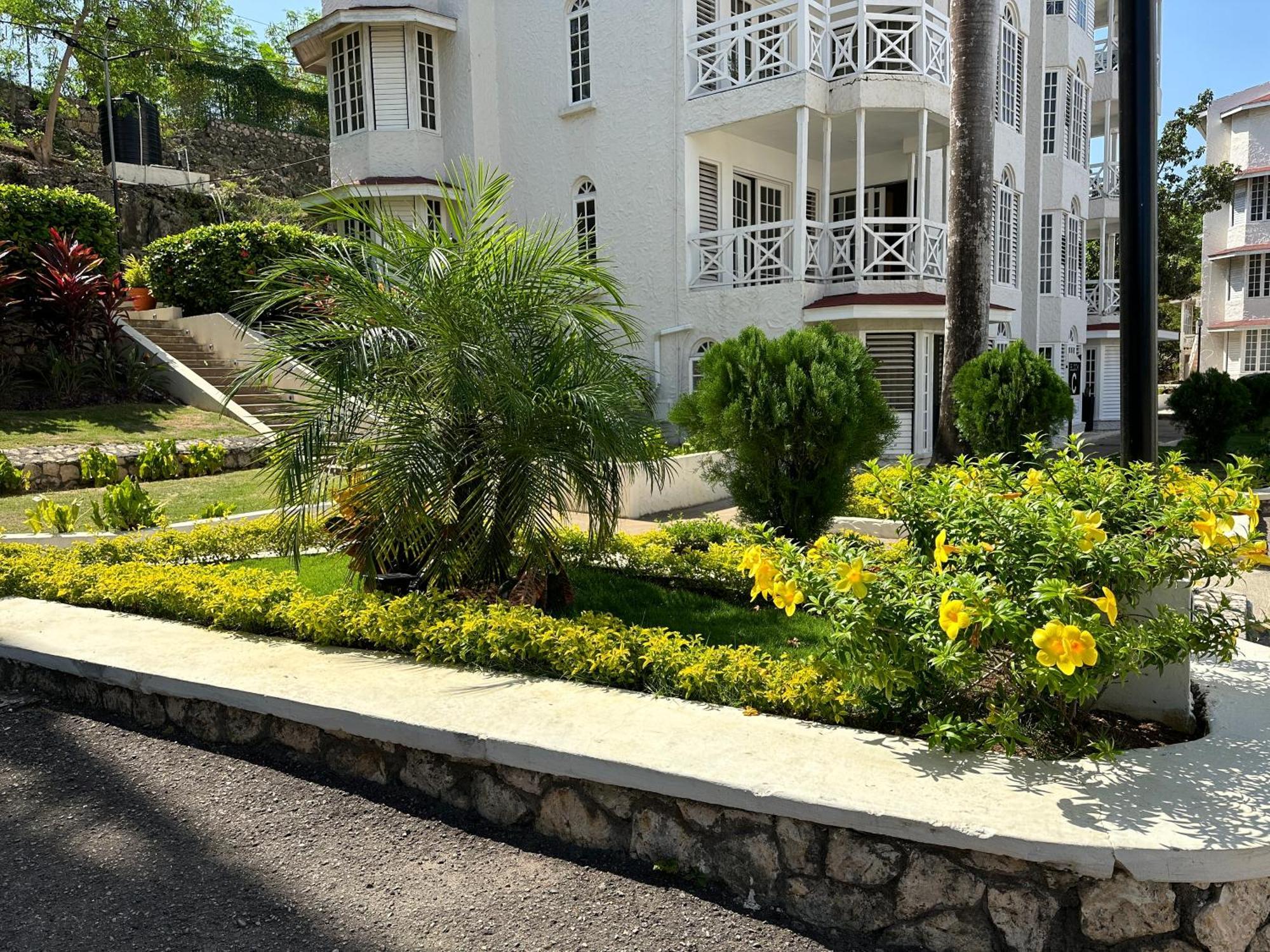 Falcon Islandview - Airport Pickup Available - 24Security Montego Bay Ngoại thất bức ảnh