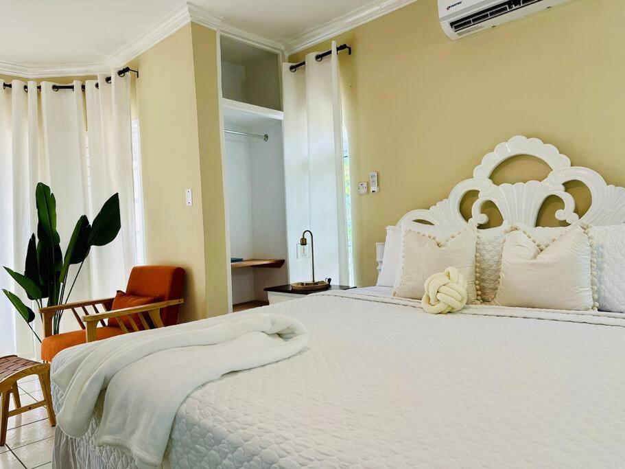 Falcon Islandview - Airport Pickup Available - 24Security Montego Bay Ngoại thất bức ảnh